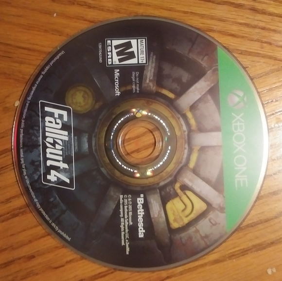 Fallout 4 Xbox 1 - Picture 2 of 3